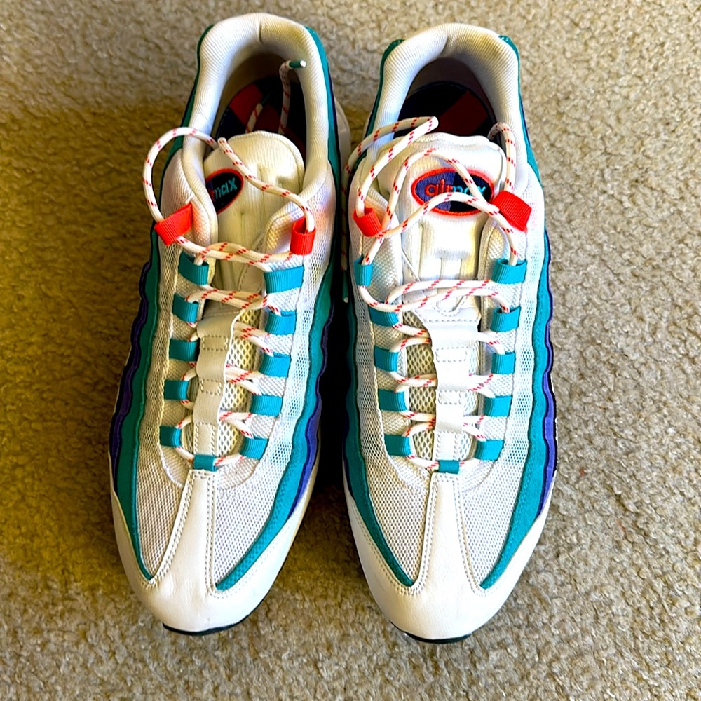 Nike  Air Max 95 size 14.  Worn once. Great condition.